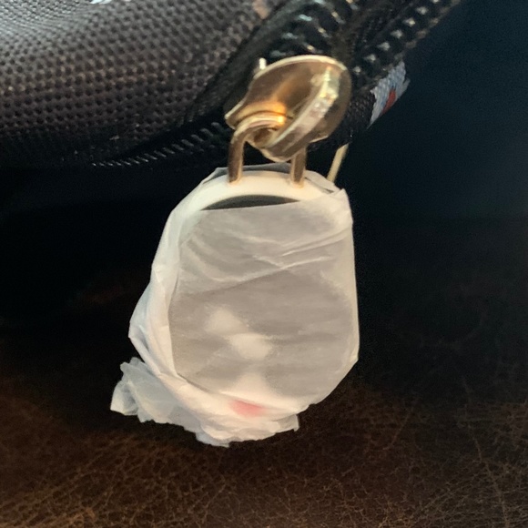 alice + olivia Duffel Bag - Picture 4 of 4